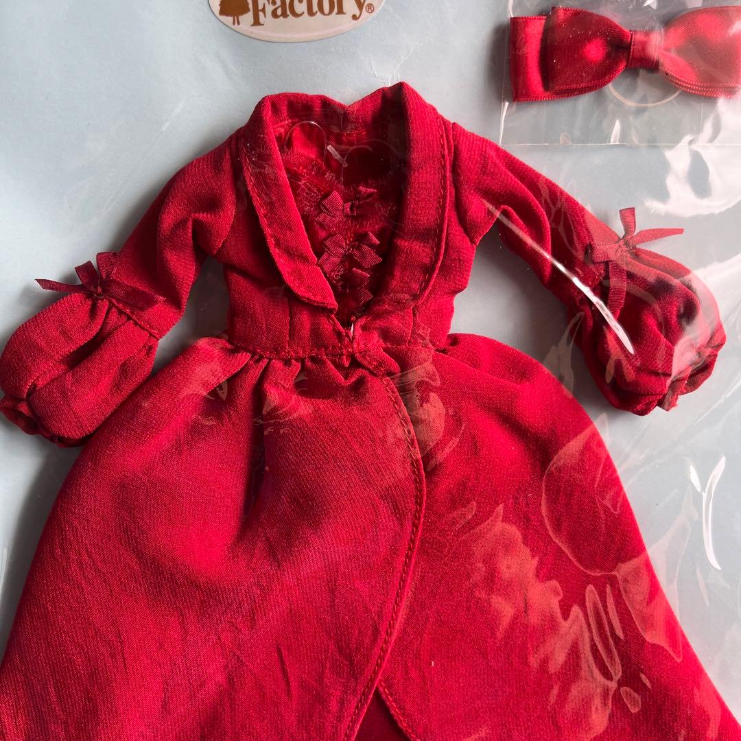 稀少！リトルファクトリーリカちゃんキャッスル赤えんじ色ドレス