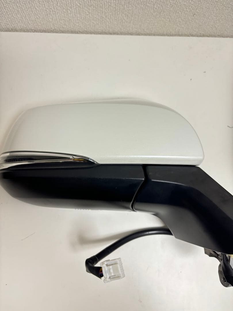 AGH30 ドアミラー 右 ASSY